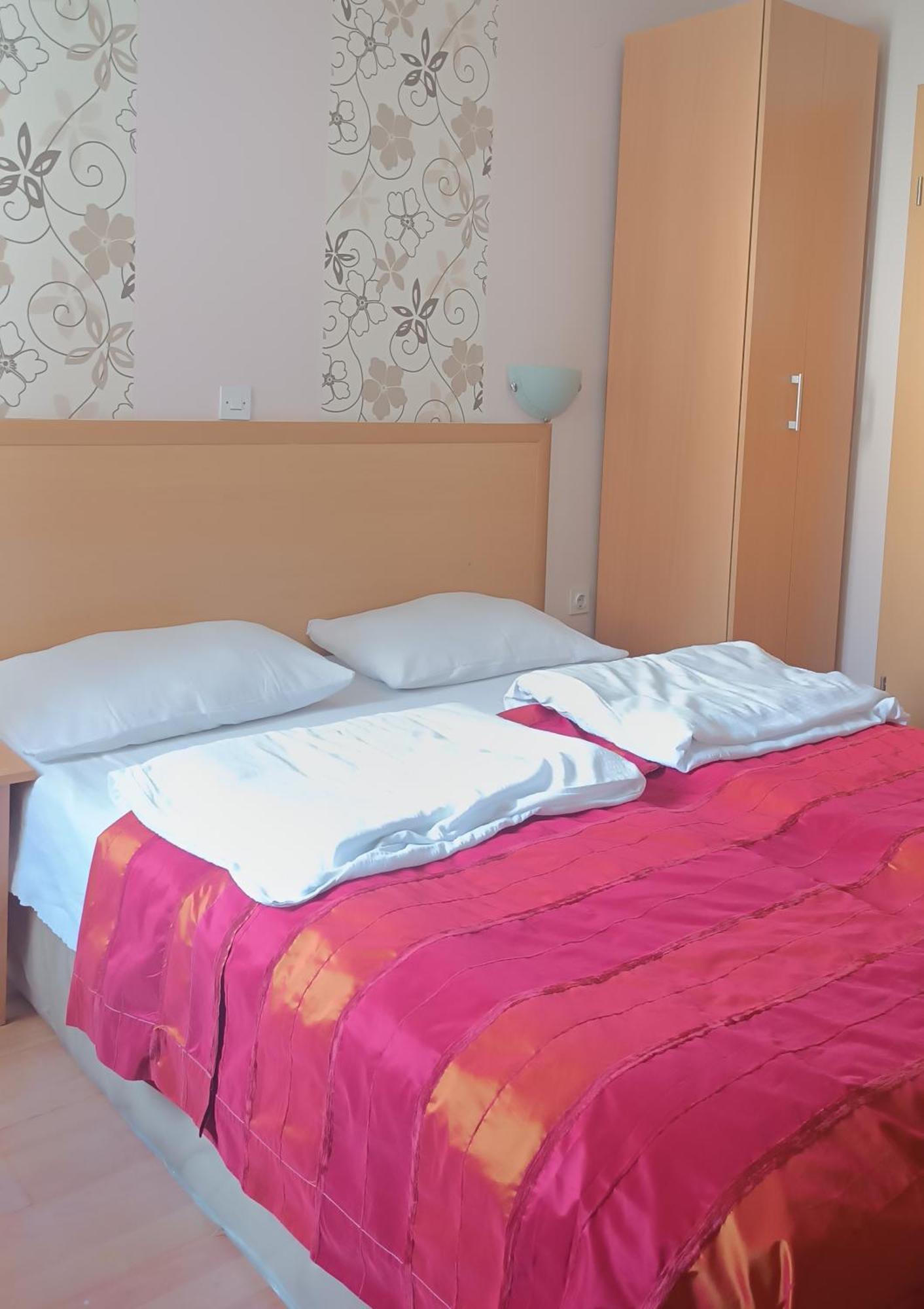 De Lux Apartments Kosta Center โอครีด ภายนอก รูปภาพ