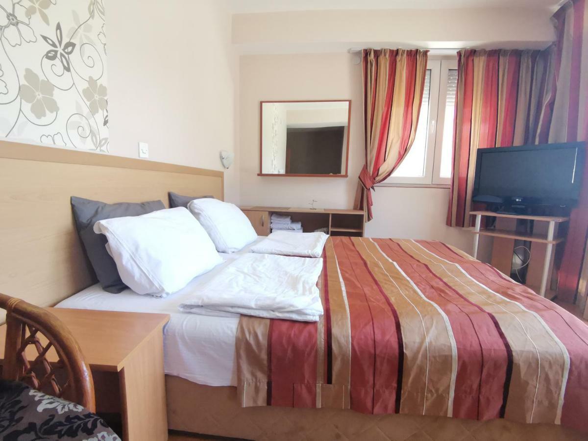 De Lux Apartments Kosta Center โอครีด ภายนอก รูปภาพ